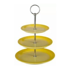 Le creuset 3 tier stand